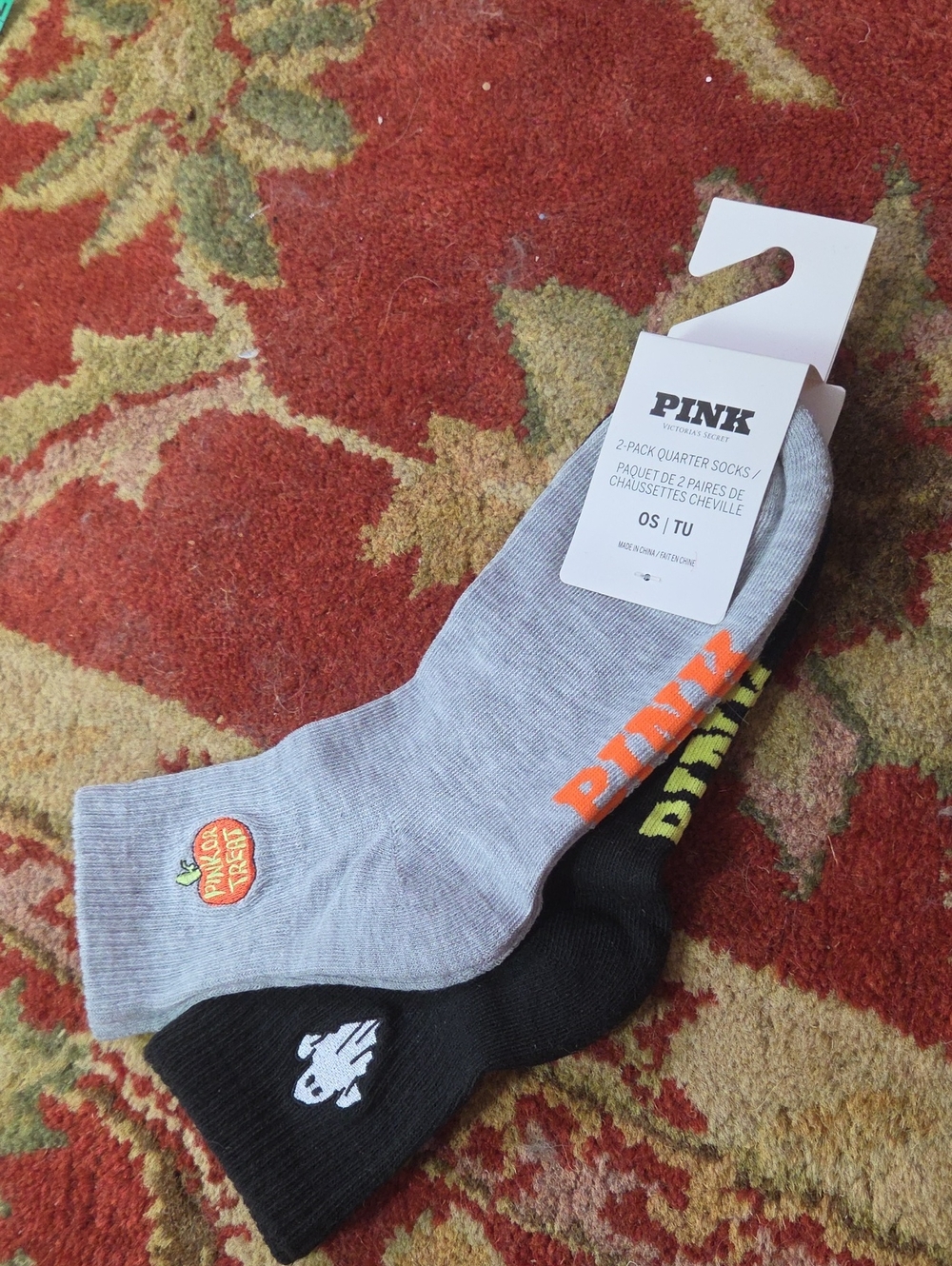 VS PINK Halloween 2 Pack Quarter Socks